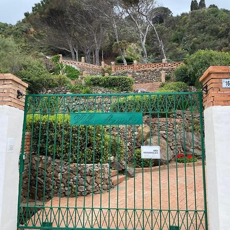 Villa Amalia Sul Mare เมสซีนา ภายนอก รูปภาพ